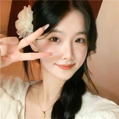 有很多蛋的公鸡